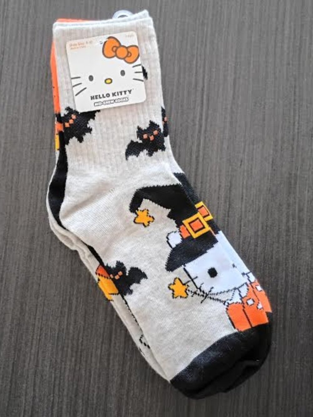 HELLO KITTY HALLOWEEN MID CREW SOCK WOMEN'S SET OF THREE SHOE SIZE 4-10 NWT